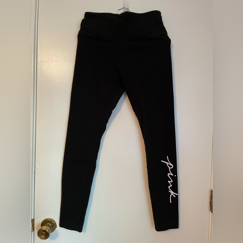 VS Pink- Black yoga pants w/Pink logo, size M